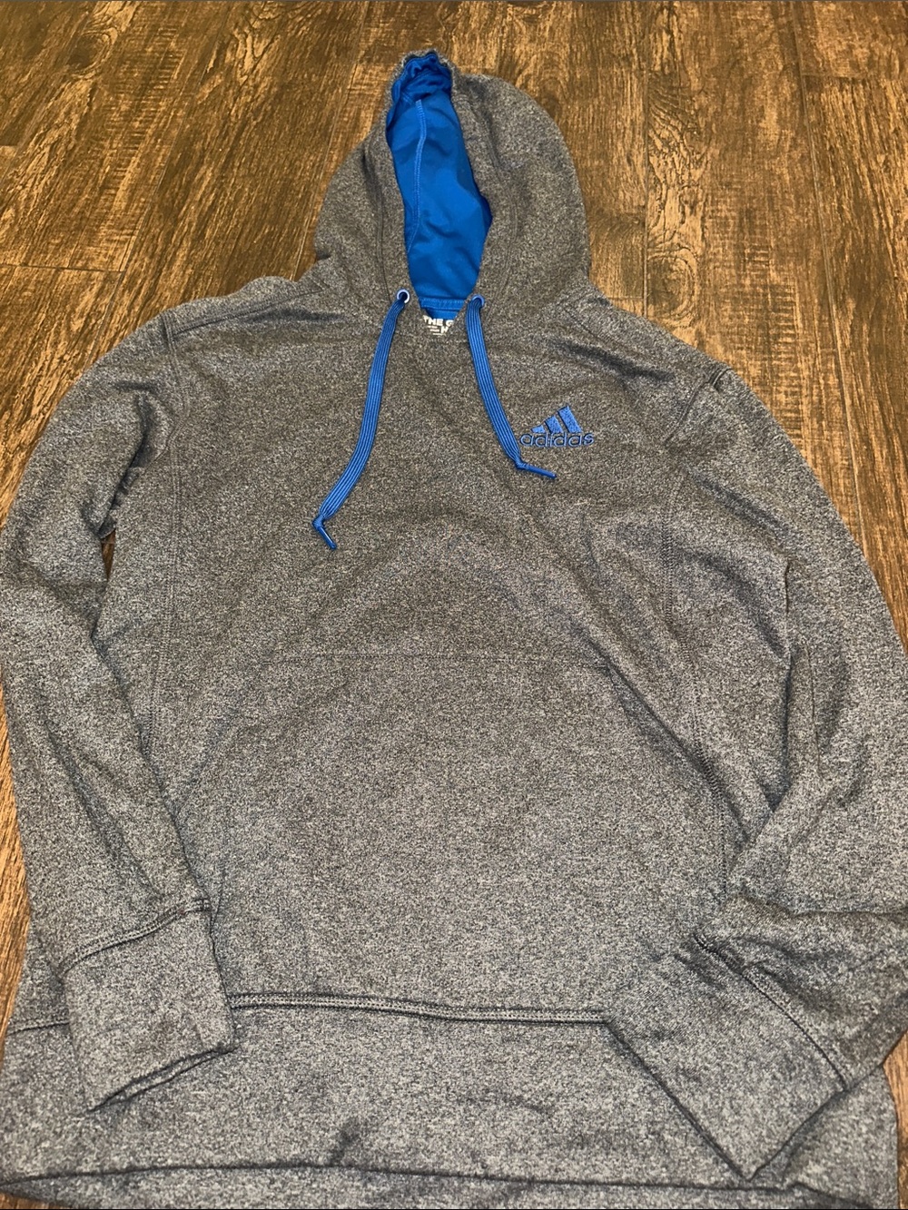 adidas Men’s Gray Pullover Hoodie with Blue Accents Size Medium